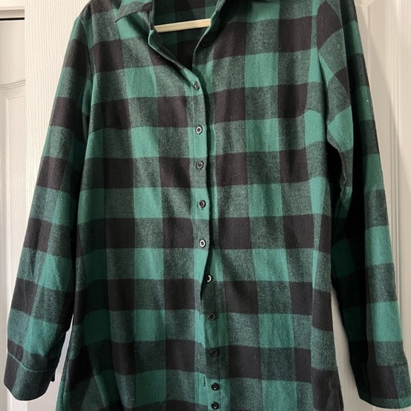 Haute Edition Women's Flannel Tunic - Picture 3 of 3